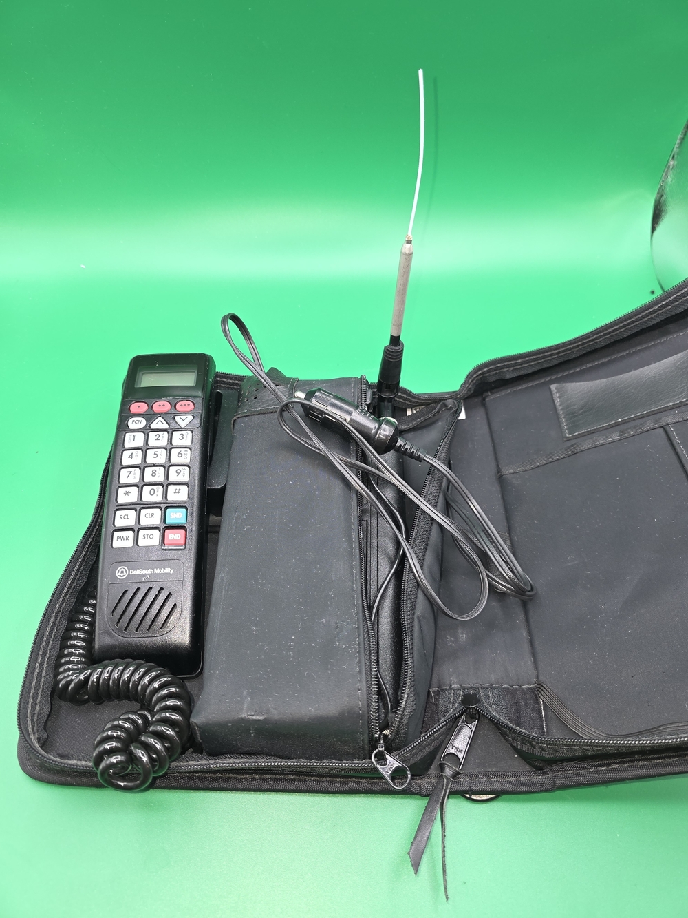 Motorola Cell Bag Phone Vintage 1990s Collectible BellSouth Mobility SCN2497B